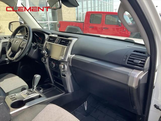 2022 Toyota 4Runner SR5