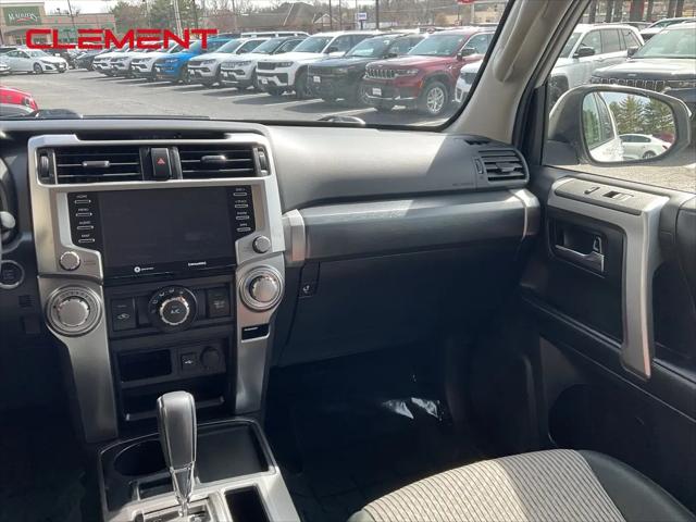 2022 Toyota 4Runner SR5