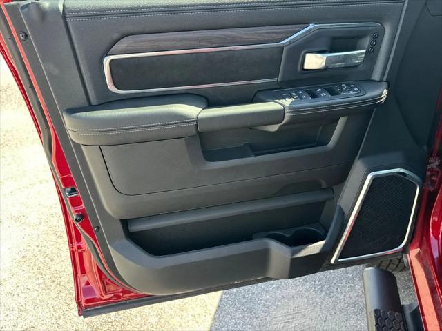 2026 Ram 3500 Laramie Crew Cab 4x4 8 Box