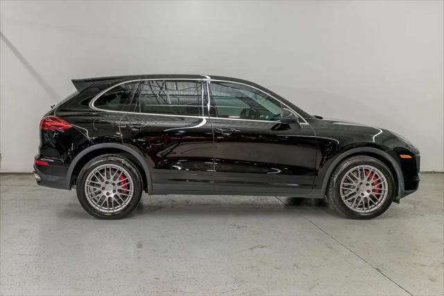 2015 Porsche Cayenne Turbo