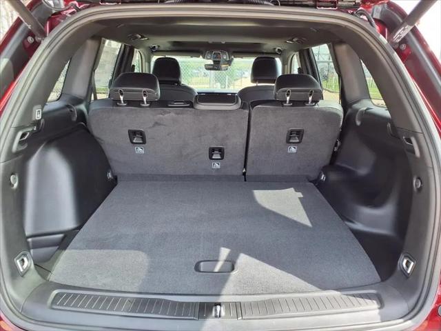 2026 Jeep Grand Cherokee Altitude 4x2