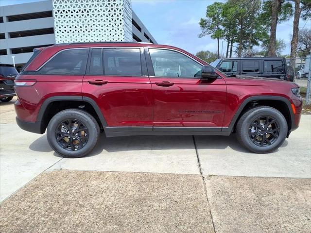 2026 Jeep Grand Cherokee Altitude 4x2