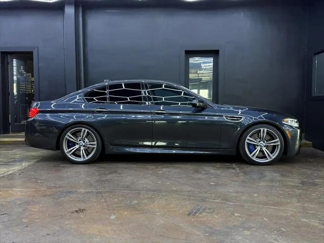 2015 BMW M5 Standard