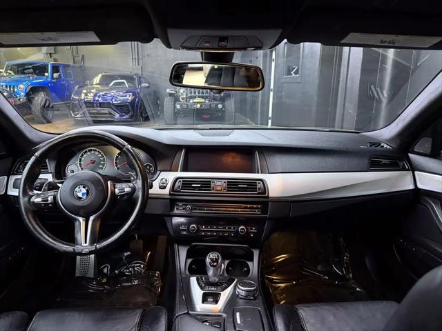 2015 BMW M5 Standard