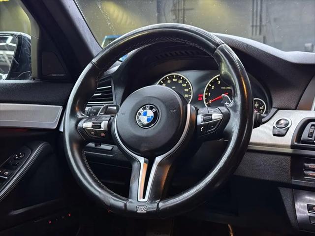 2015 BMW M5 Standard