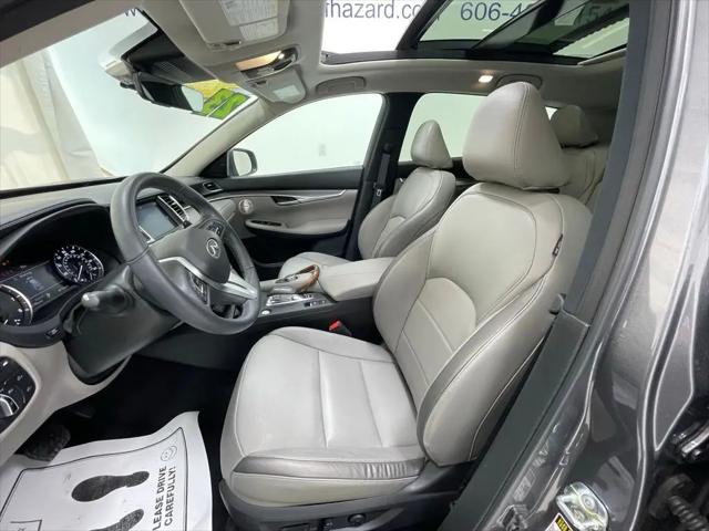 2023 INFINITI QX50 LUXE AWD