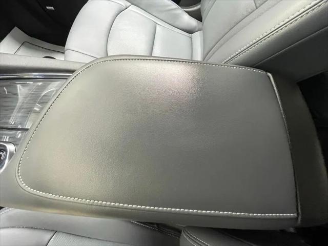 2023 Buick Enclave Essence AWD