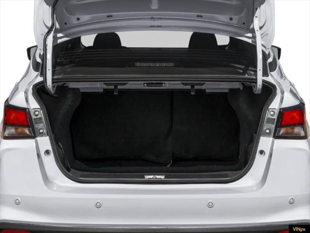2025 Nissan Versa 1.6 SR