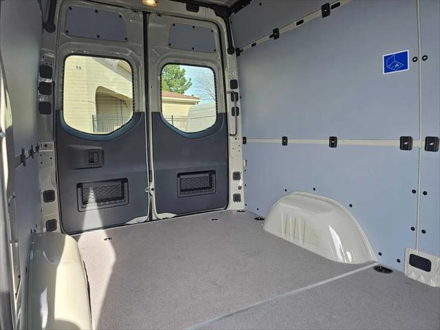2026 Mercedes-Benz Sprinter 2500 Standard Roof 4-Cyl Diesel HO
