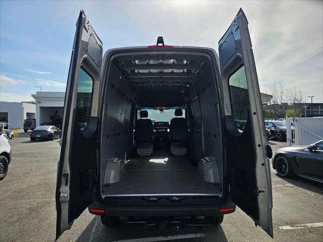 2026 Mercedes-Benz Sprinter 2500 Standard Roof 4-Cyl Diesel HO