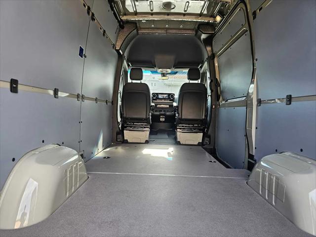 2026 Mercedes-Benz Sprinter 2500 Standard Roof 4-Cyl Diesel HO