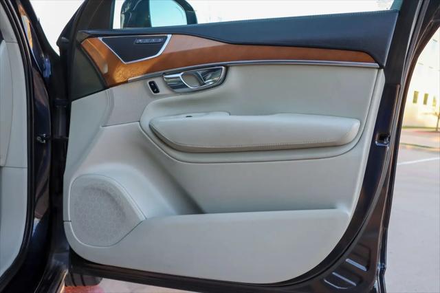 2016 Volvo XC90 T6 Inscription
