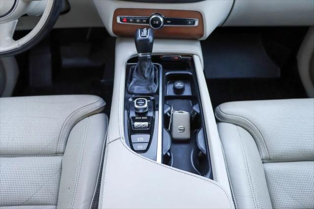 2016 Volvo XC90 T6 Inscription