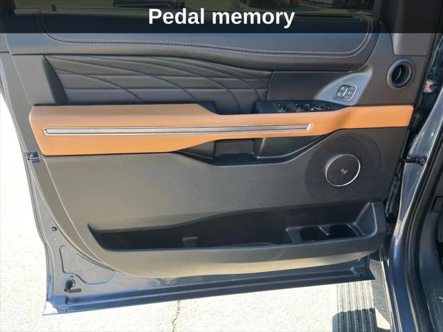 2022 Ford Expedition Platinum MAX