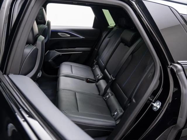 2025 Cadillac iQ Luxury 3 RWD