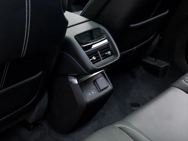 2025 Cadillac iQ Luxury 3 RWD
