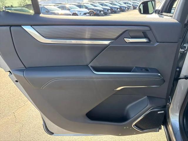 2026 GMC Acadia Elevation AWD