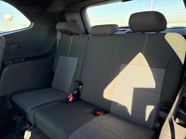 2026 GMC Acadia Elevation AWD