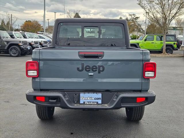 2026 Jeep Gladiator Sport