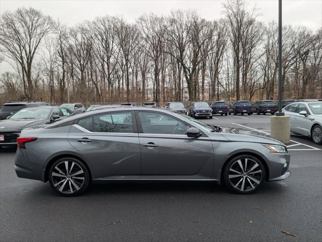 2020 Nissan Altima SR FWD 2020 Nissan Altima SR FWD
