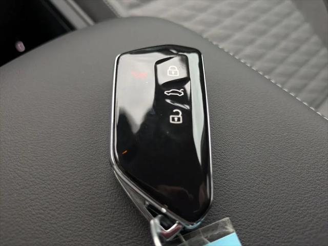2025 Volkswagen Tiguan 2.0T S