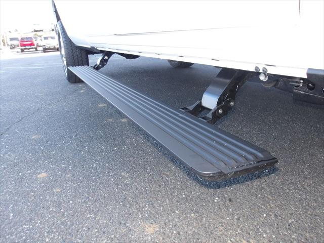 2026 Ram 3500 Laramie Crew Cab 4x4 8' Box