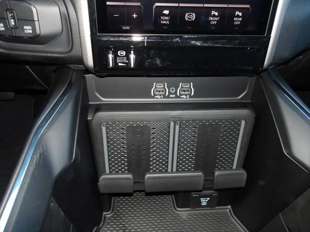 2026 Ram 3500 Laramie Crew Cab 4x4 8' Box