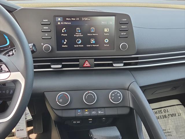 2026 Hyundai Elantra SE