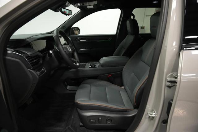 2026 GMC Acadia AT4 AWD