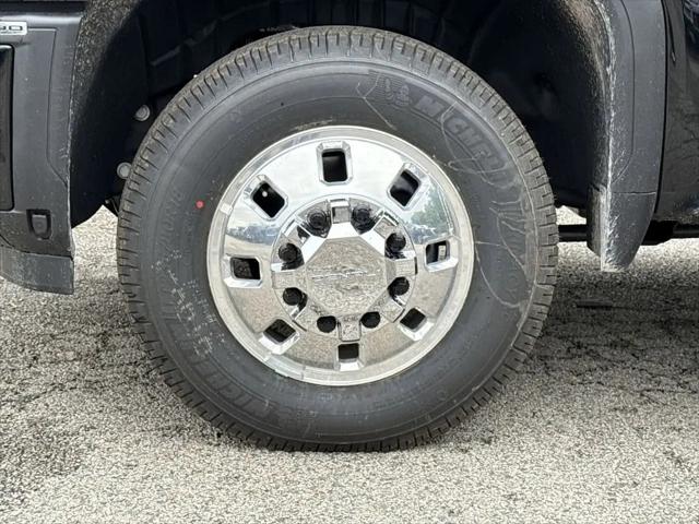 2026 GMC Sierra 3500HD Crew Cab, Long Bed, Denali Dual Rear Wheel, 4WD