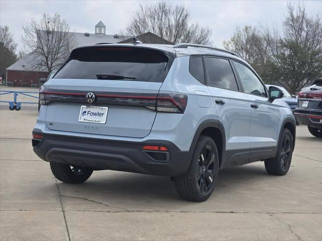 2026 Volkswagen Taos SE Black