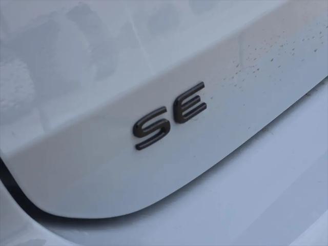 2026 Volkswagen Taos SE Black