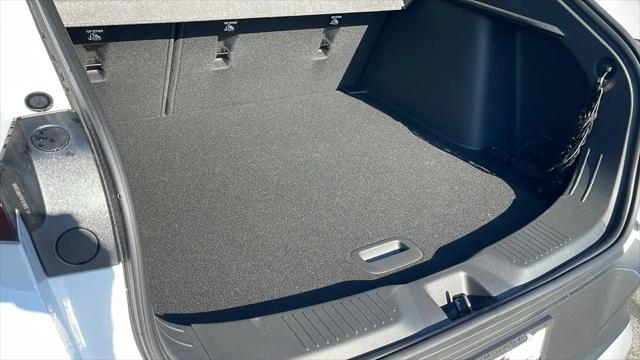 2026 Buick NV Preferred FWD