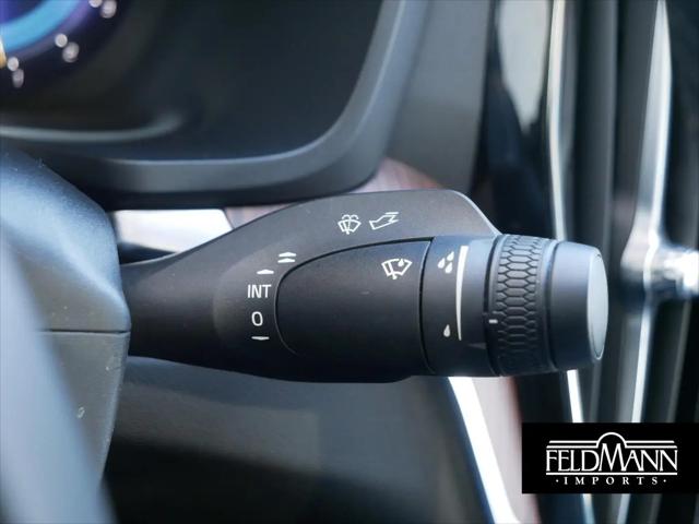 2024 Volvo S60 B5 Plus Dark Theme