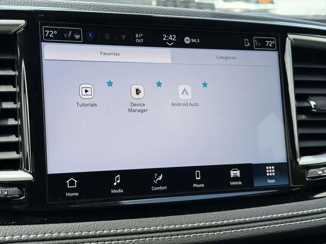 2026 Chrysler Pacifica Select