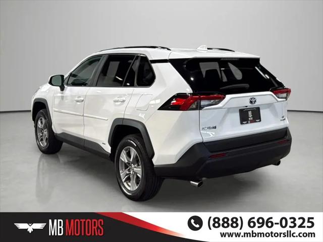 2024 Toyota RAV4 Hybrid LE