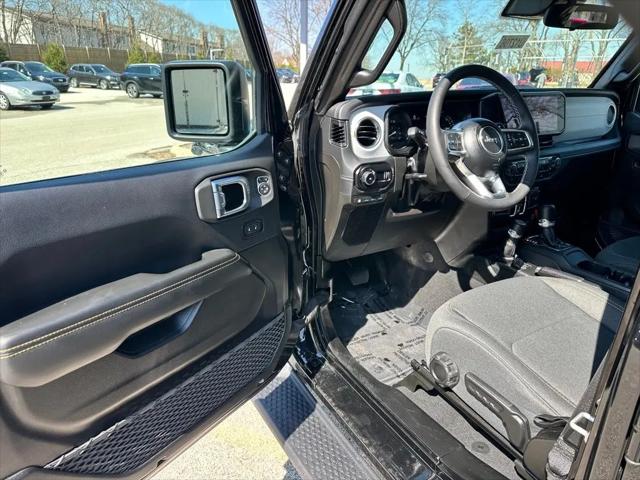2025 Jeep Wrangler 4xe Sahara 4xe