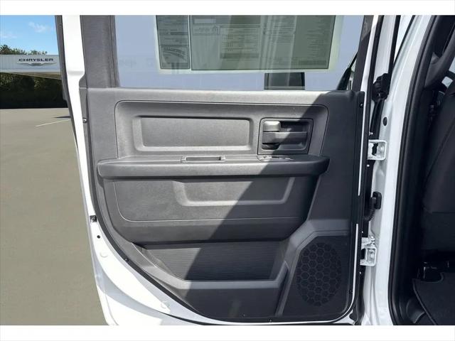 2026 Ram 2500 Tradesman Crew Cab 4x4 6'4" Box