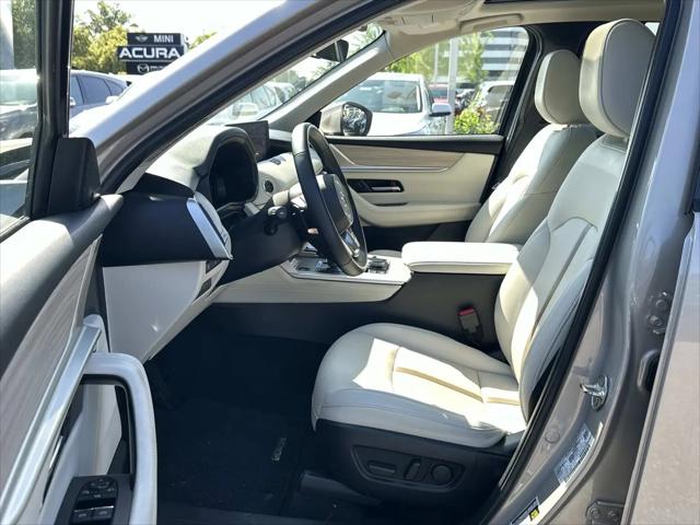 2024 Mazda X-90 Premium Plus