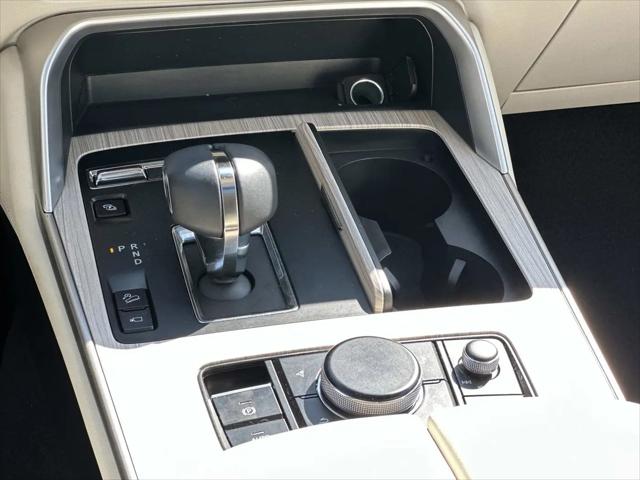 2024 Mazda X-90 Premium Plus