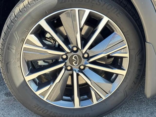 2026 INFINITI QX60 LUXE AWD