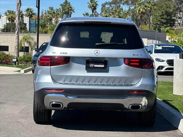 2026 Mercedes-Benz GLB 4MATIC
