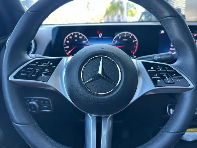 2026 Mercedes-Benz GLB 4MATIC