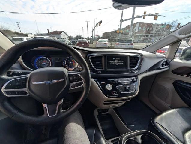 2020 Chrysler Voyager LXI