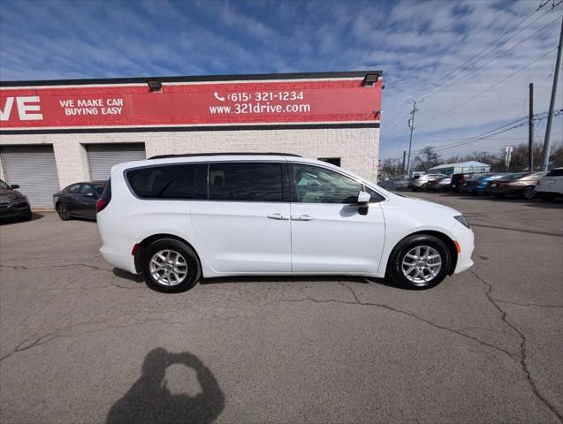 2020 Chrysler Voyager LXI