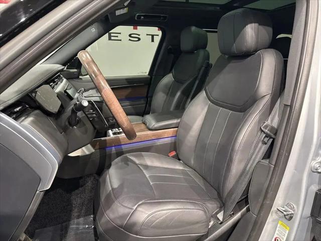 2025 Land Rover Range Rover P400 SE 7 Seat