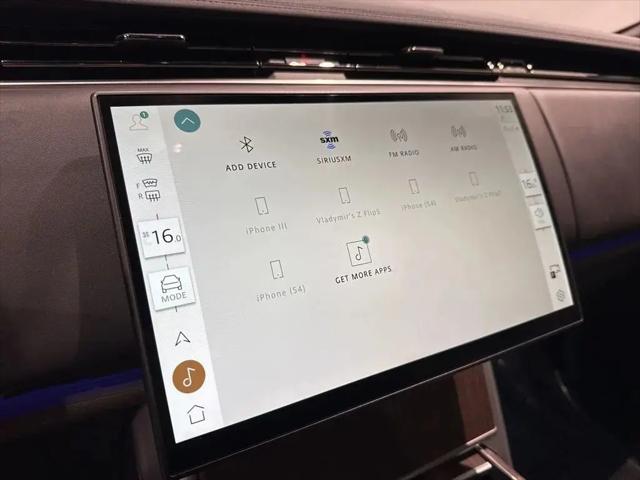 2025 Land Rover Range Rover P400 SE 7 Seat