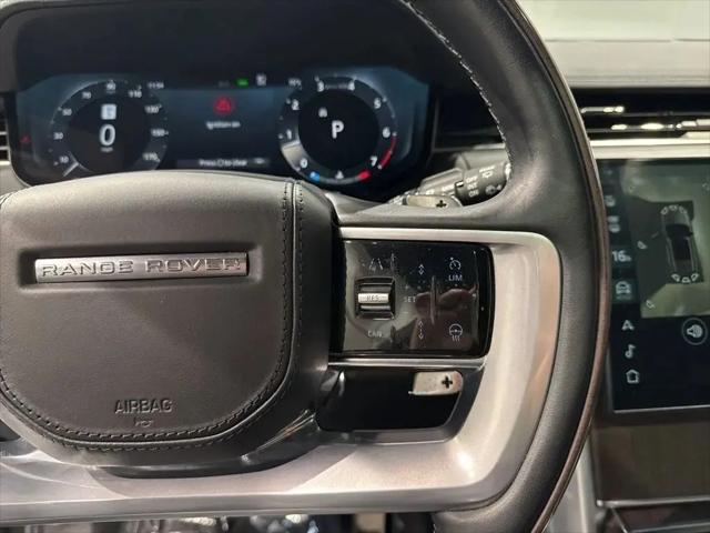 2025 Land Rover Range Rover P400 SE 7 Seat