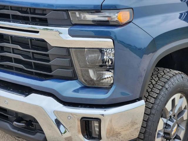 2026 Chevrolet Silverado 2500HD Crew Cab, Standard Bed, LT, 4WD