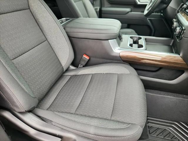 2026 Chevrolet Silverado 2500HD Crew Cab, Standard Bed, LT, 4WD
